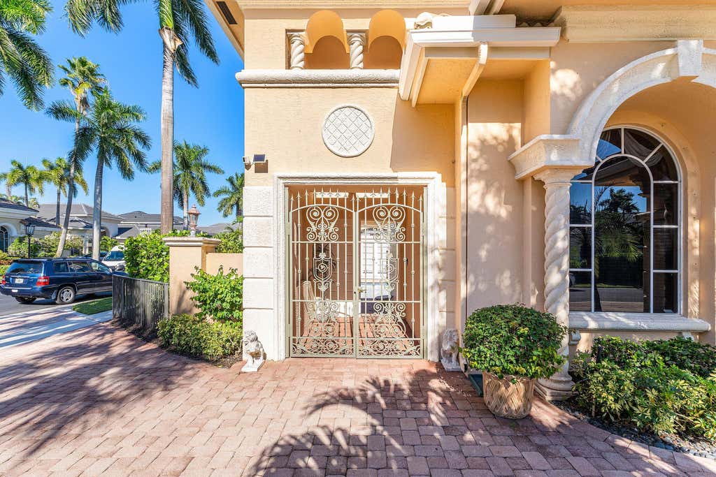 Photo of 3879 Landings Drive, Boca Raton, FL 33496 (MLS # R11137065)