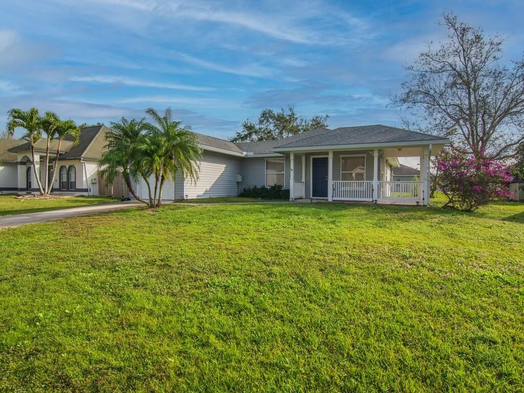 Photo of 2349 SE Addison Street, Port Saint Lucie, FL 34984 (MLS # R10949986)