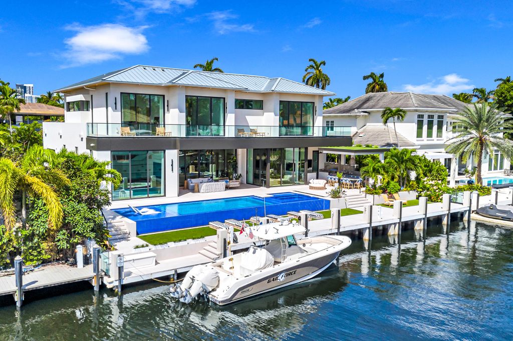 Photo of 408 Coral Way, Fort Lauderdale, FL 33301 (MLS # B26009031)