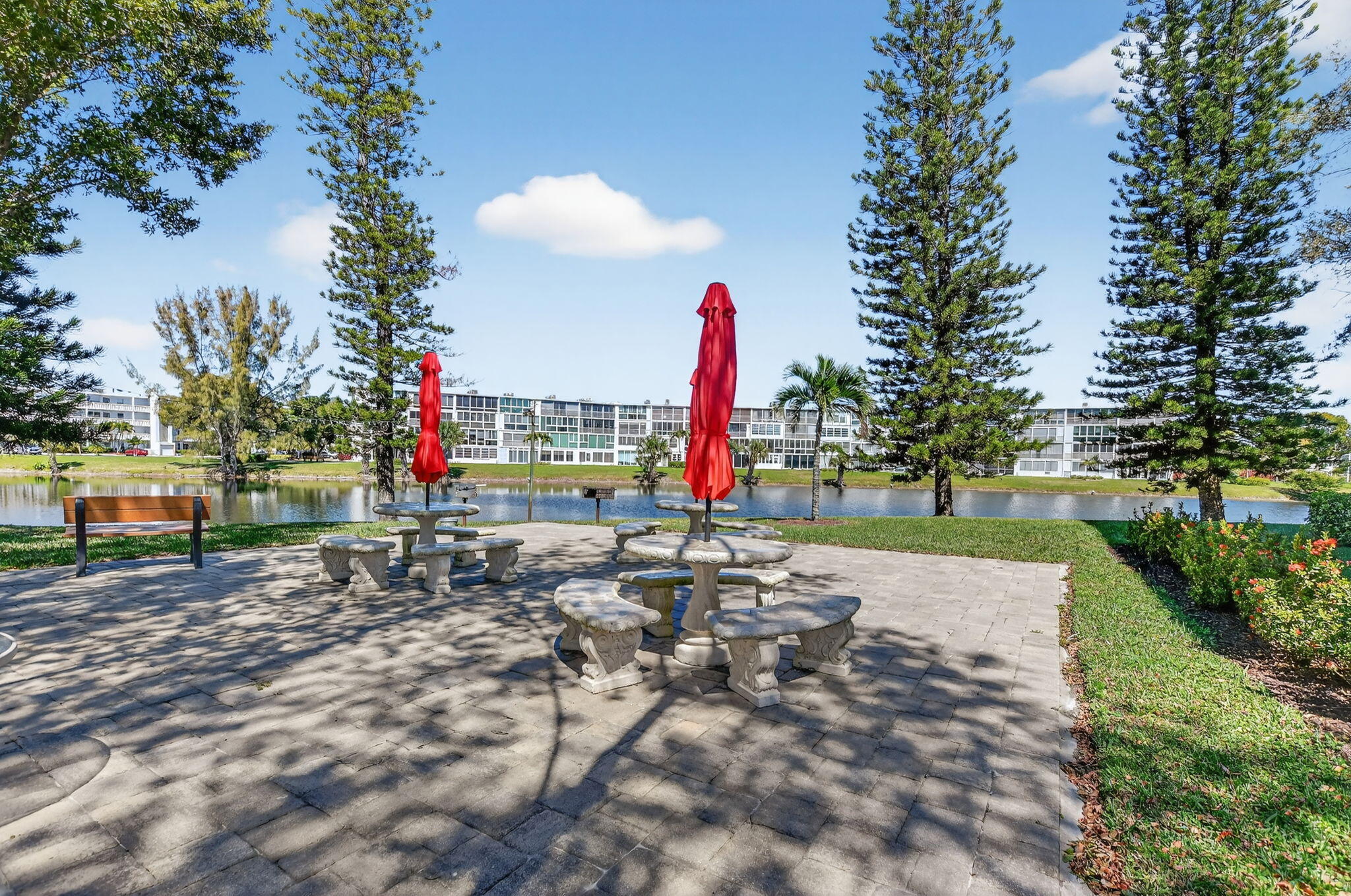 CAMBRIDGE B CONDO - Residential