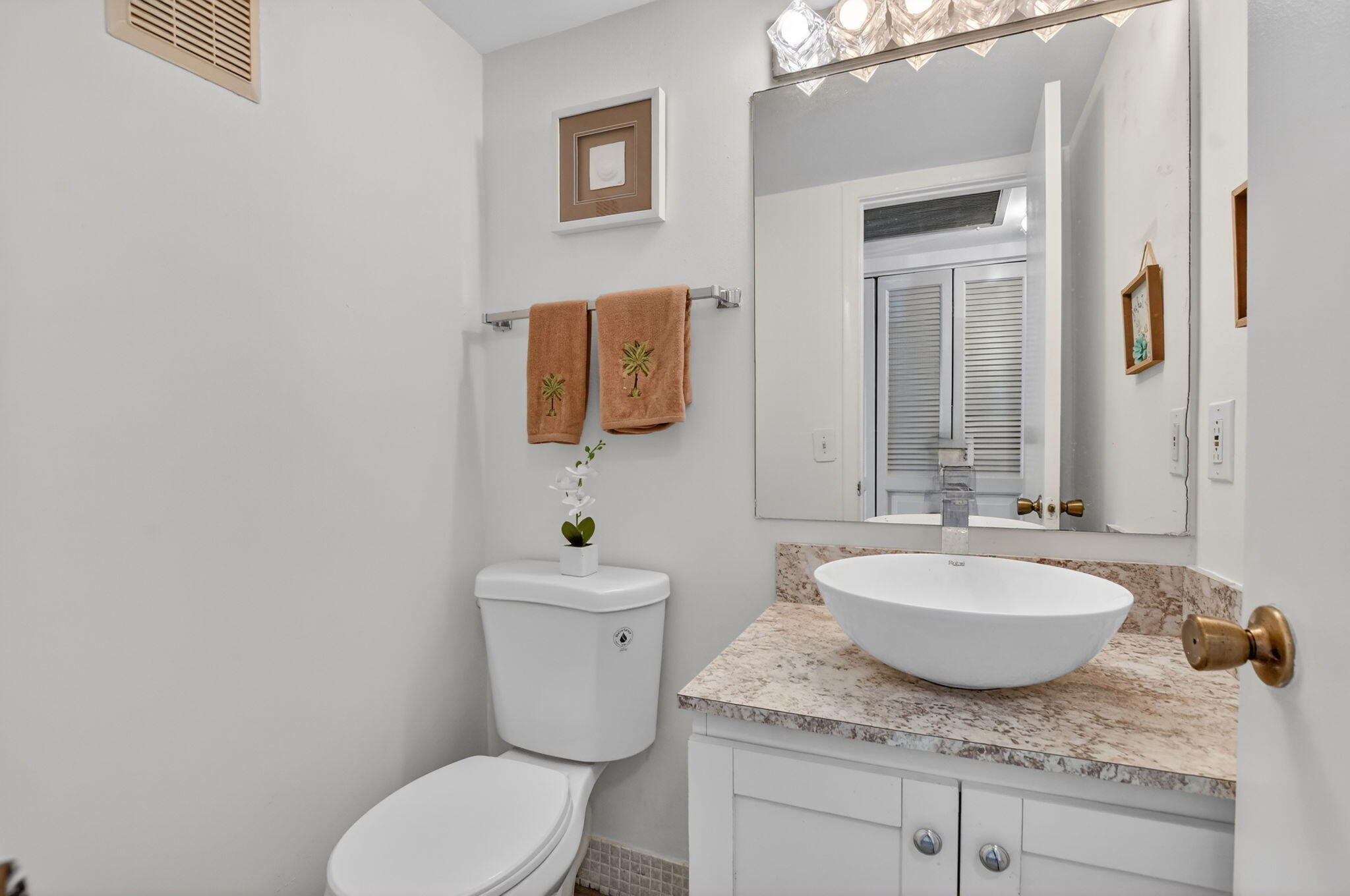 CAMBRIDGE B CONDO - Residential