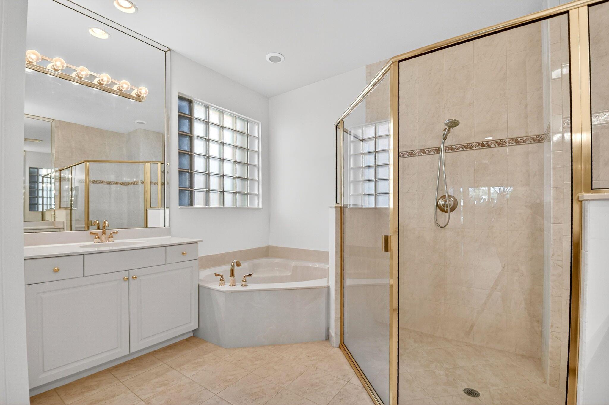 MIZNER FALLS - Residential Lease