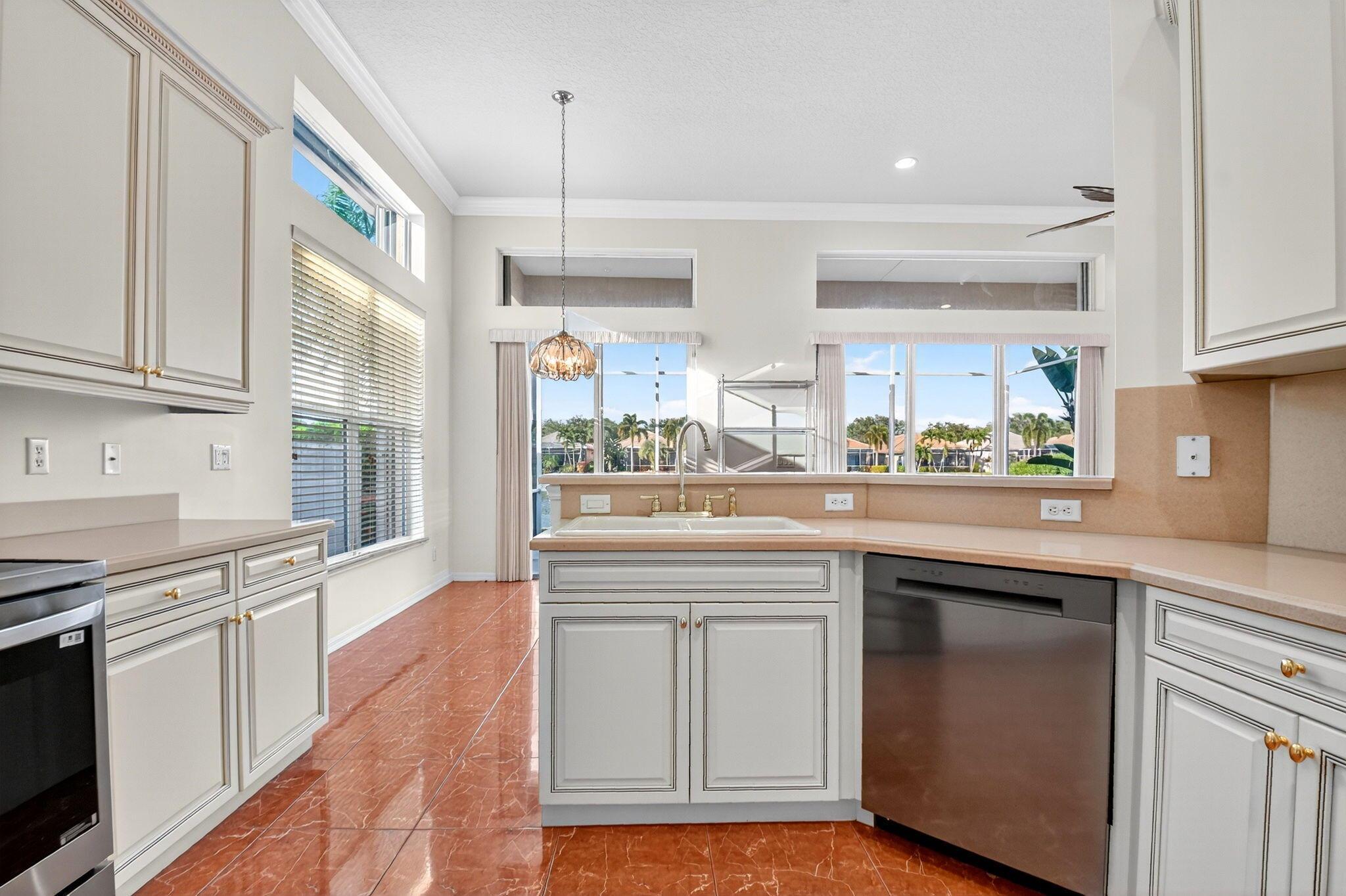 MIZNER FALLS - Residential Lease