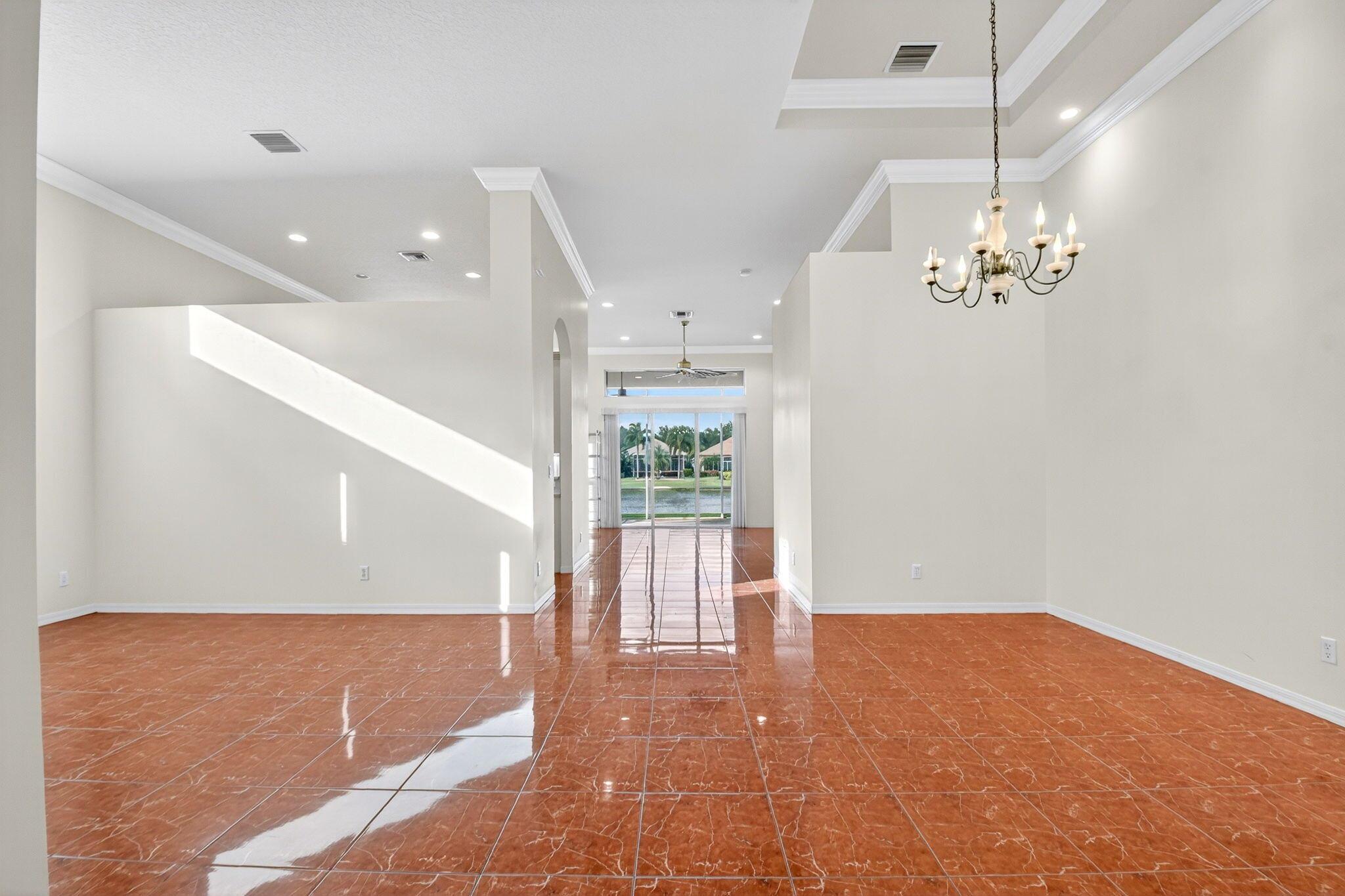 MIZNER FALLS - Residential Lease