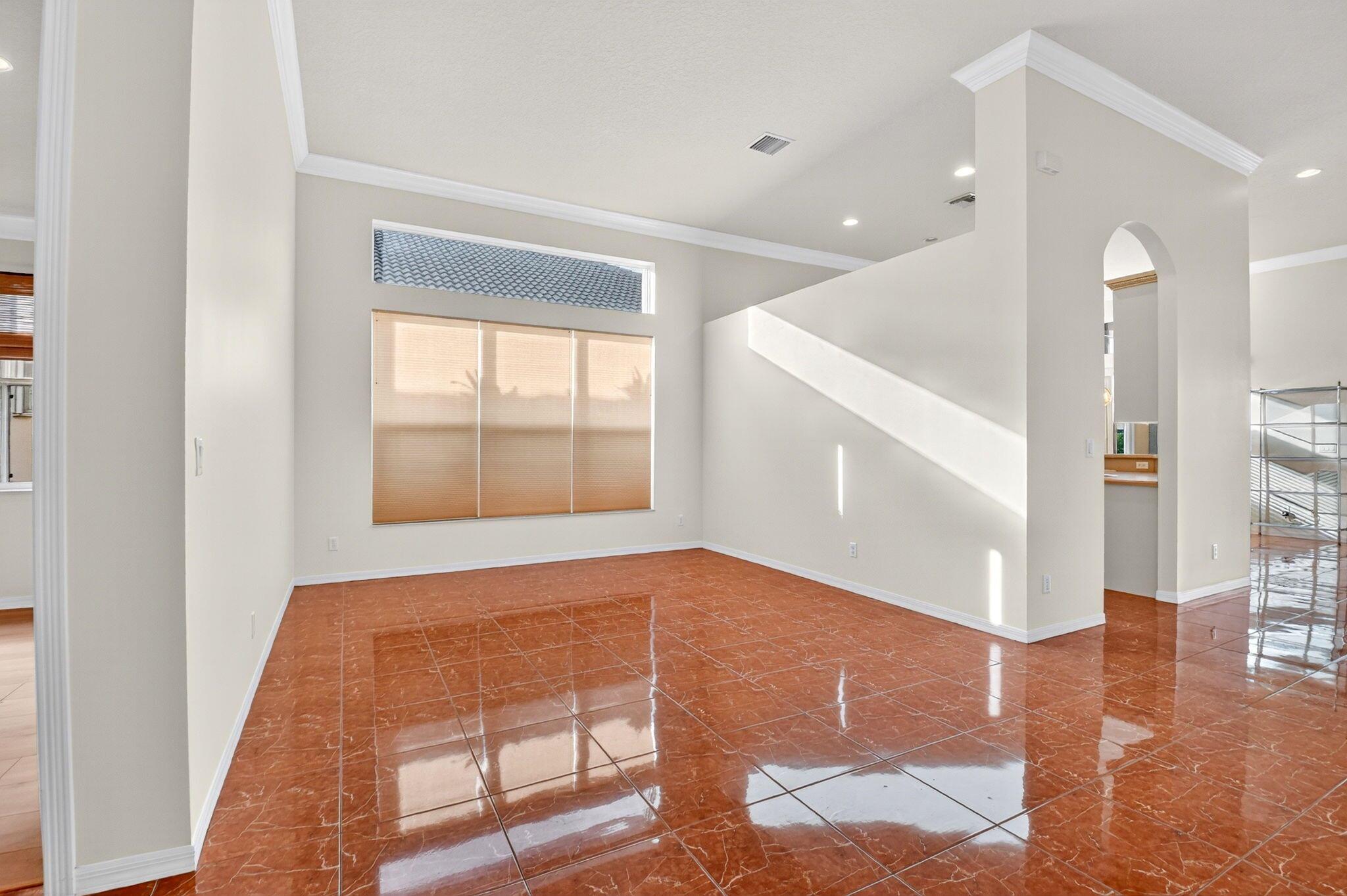 MIZNER FALLS - Residential Lease