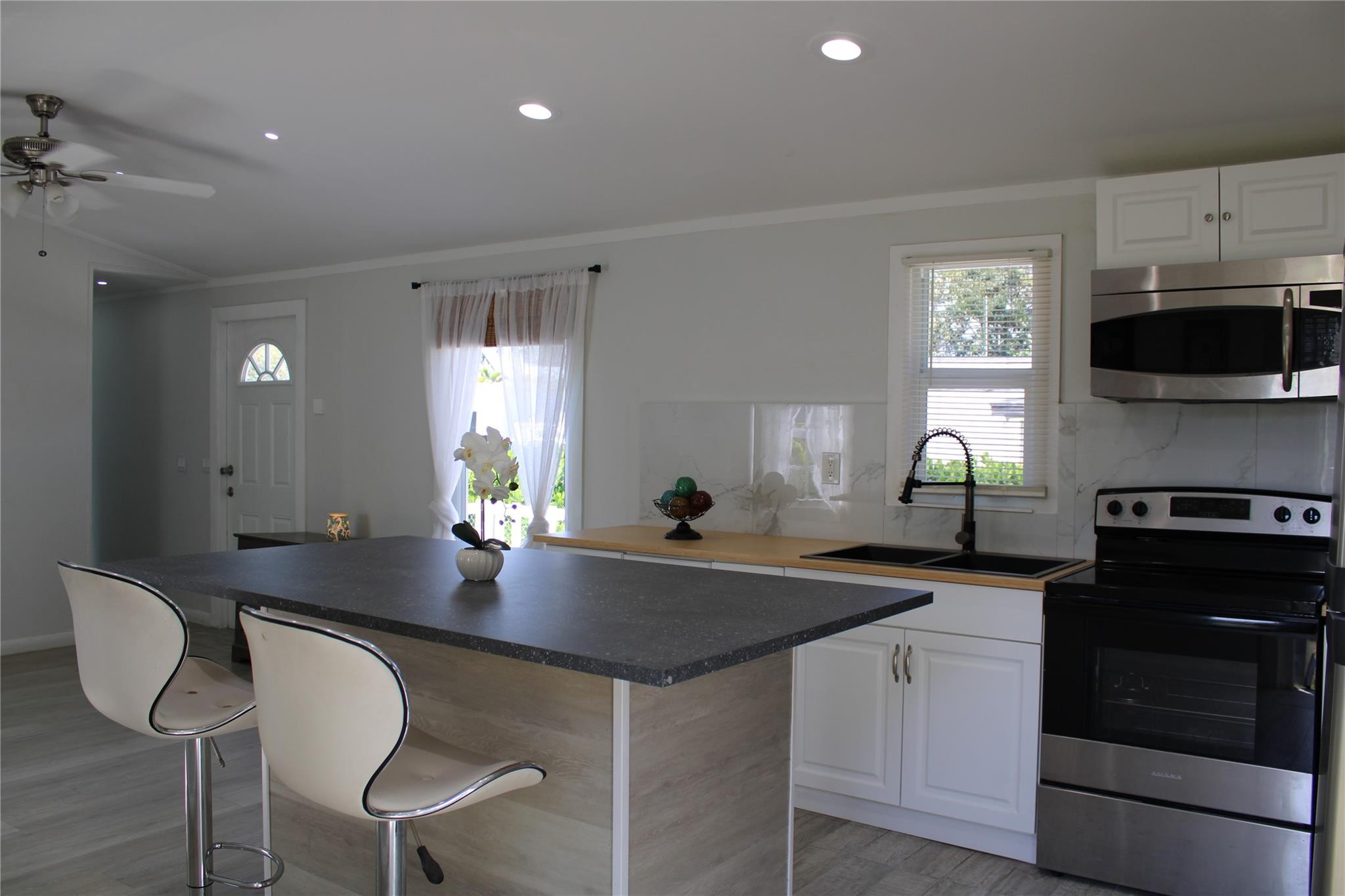 Gateway Estates Park Cond - Residential