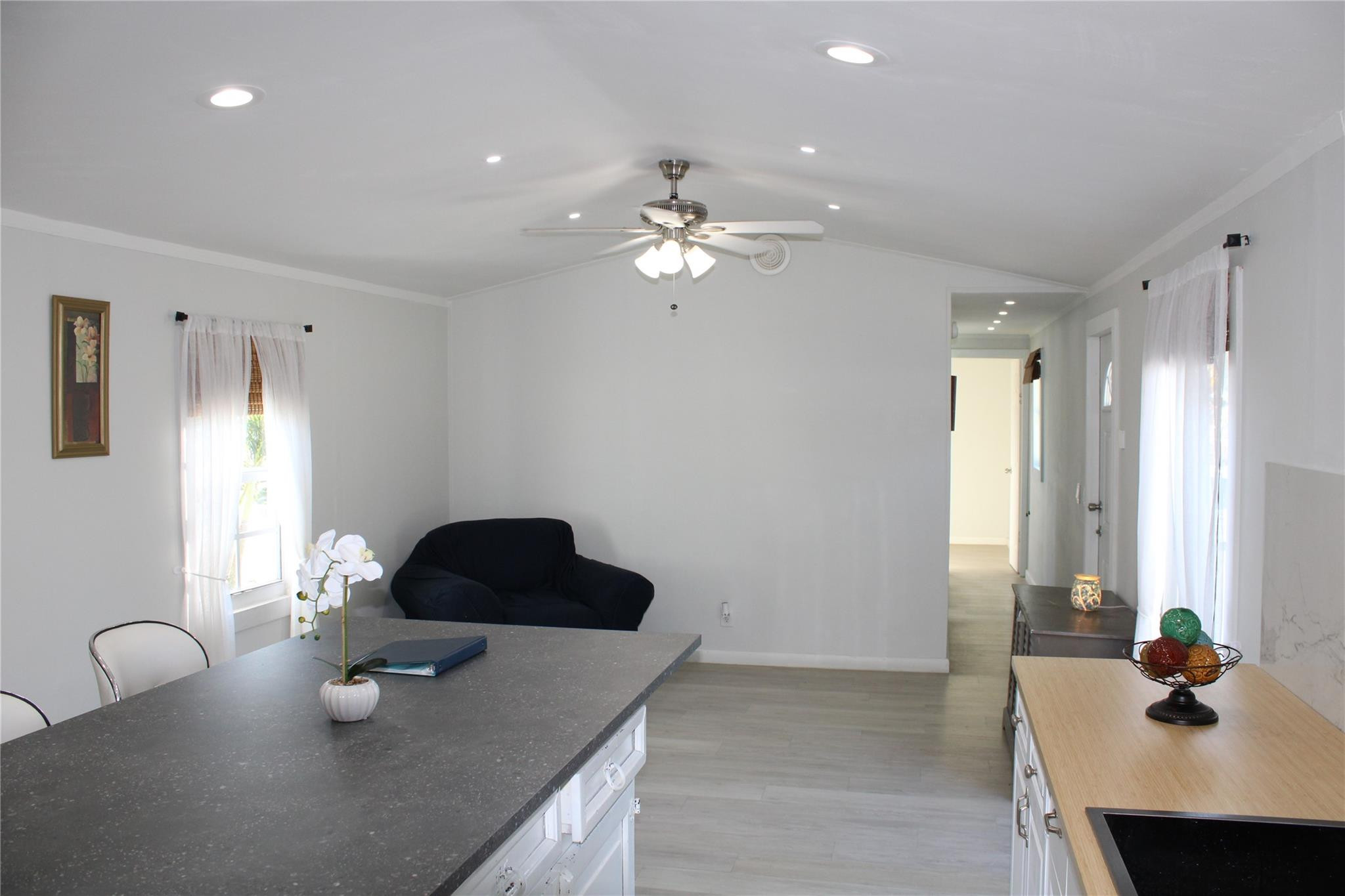 Gateway Estates Park Cond - Residential