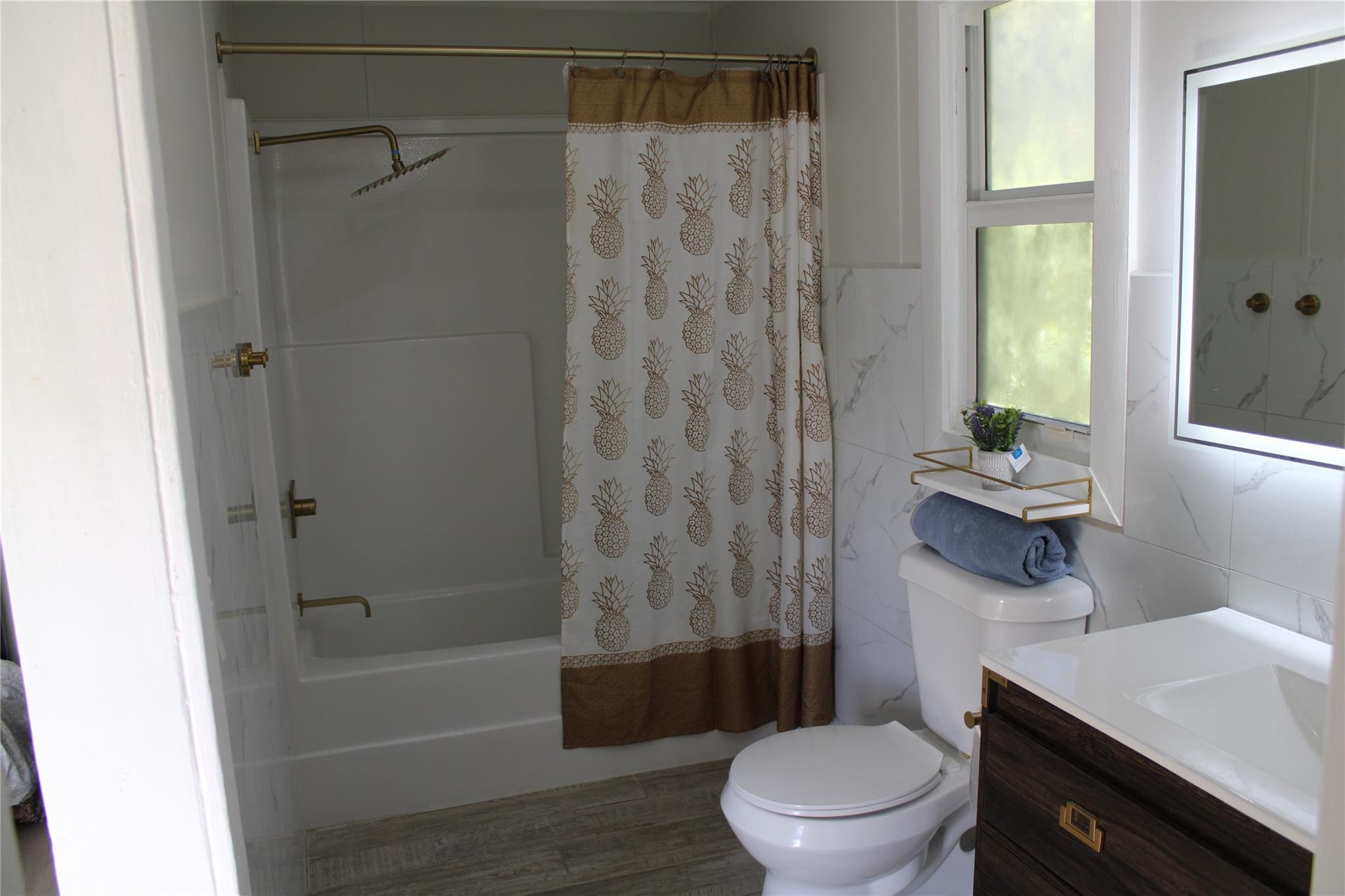 Gateway Estates Park Cond - Residential