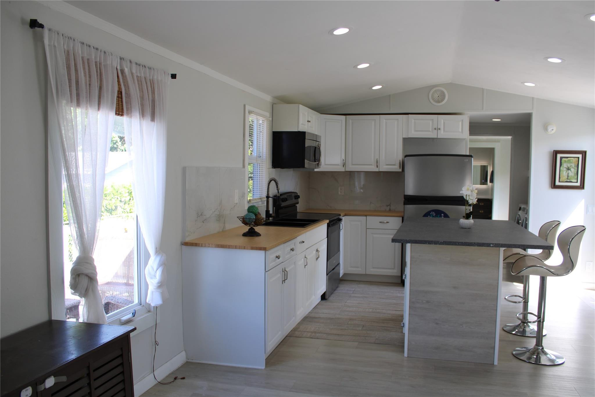 Gateway Estates Park Cond - Residential