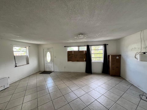 Tiny photo for 5671 NE 8TH Avenue, Oakland Park, FL 33334 (MLS # B26076149)
