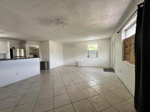 Tiny photo for 5671 NE 8TH Avenue, Oakland Park, FL 33334 (MLS # B26076149)