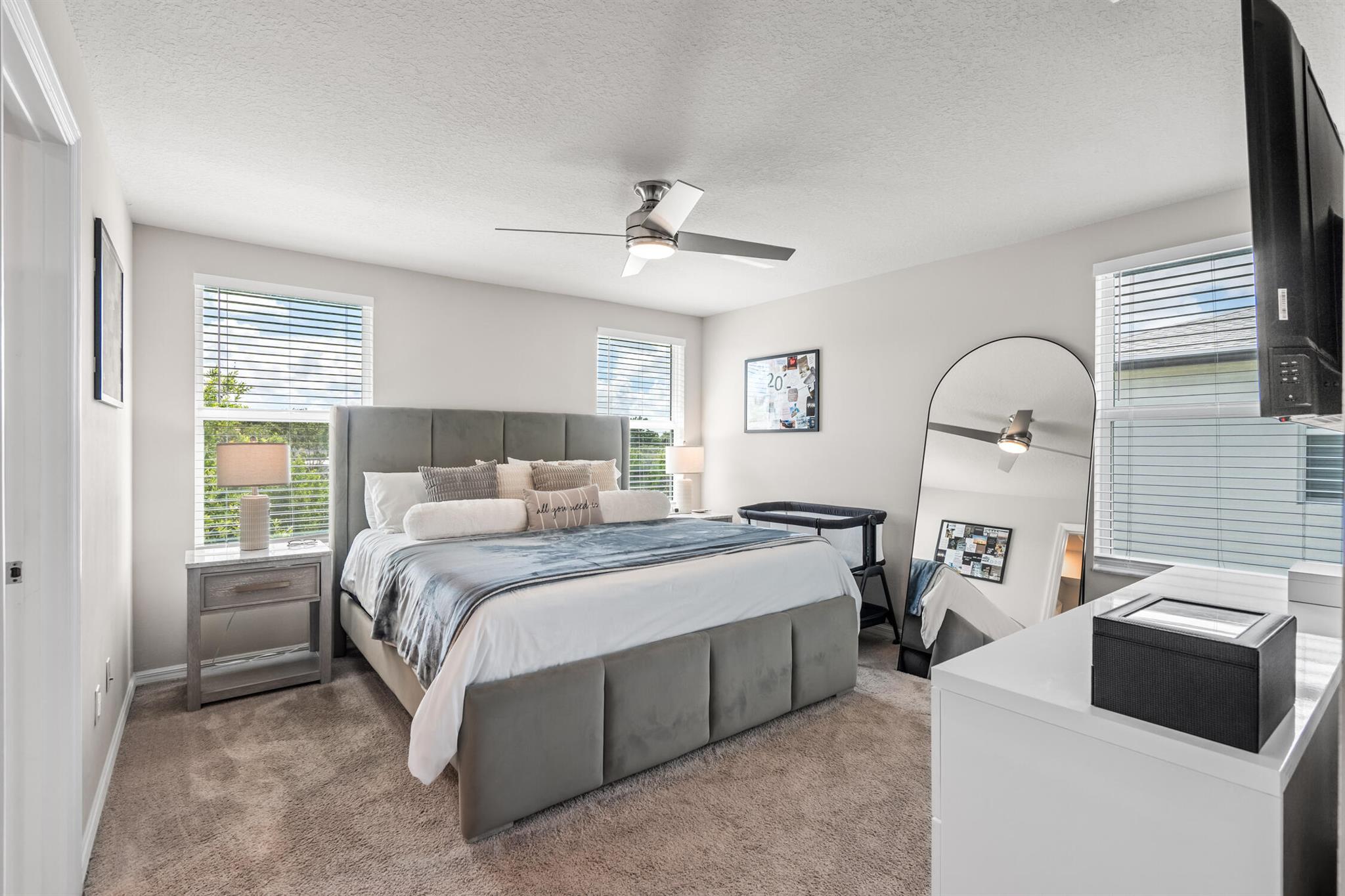 FONTANA TOWNHOMES - Residential