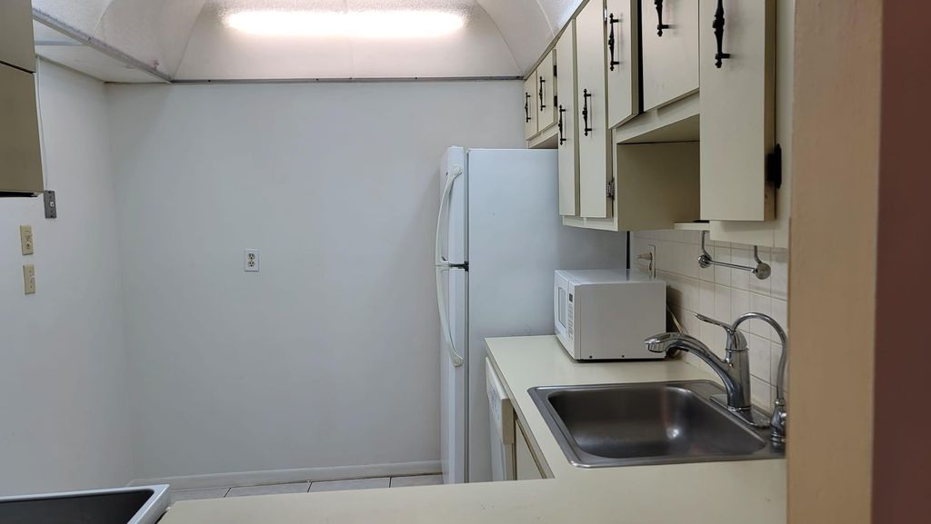 Photo of 4394 NW 9th Avenue #20-3G, Deerfield Beach, FL 33064 (MLS # F10501058)