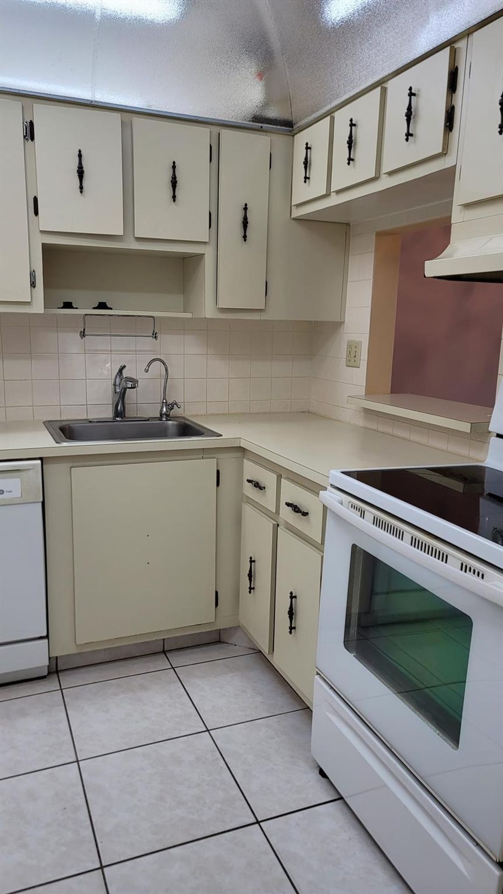 Photo of 4394 NW 9th Avenue #20-3G, Deerfield Beach, FL 33064 (MLS # F10501058)