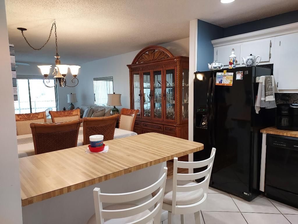 Photo of 717 S Us Highway 1 #702, Jupiter, FL 33477 (MLS # R10985225)