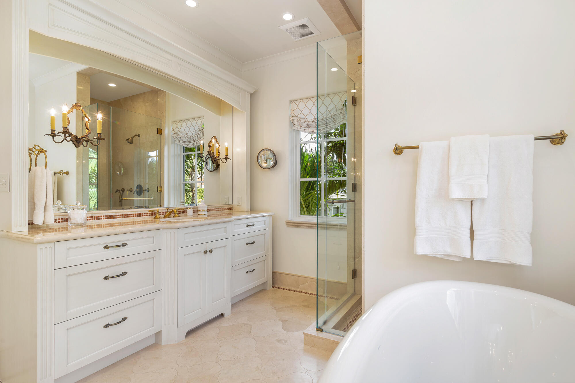 OCEAN PARK H W ROBBINS - Residential