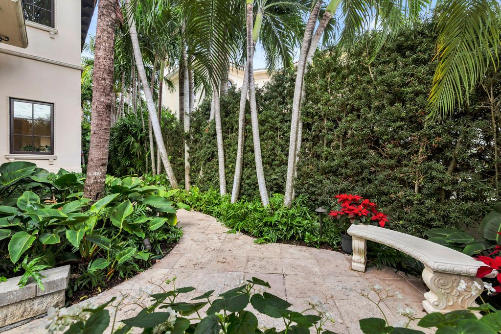 Photo of 261 Seminole Avenue, Palm Beach, FL 33480 (MLS # R11158530)