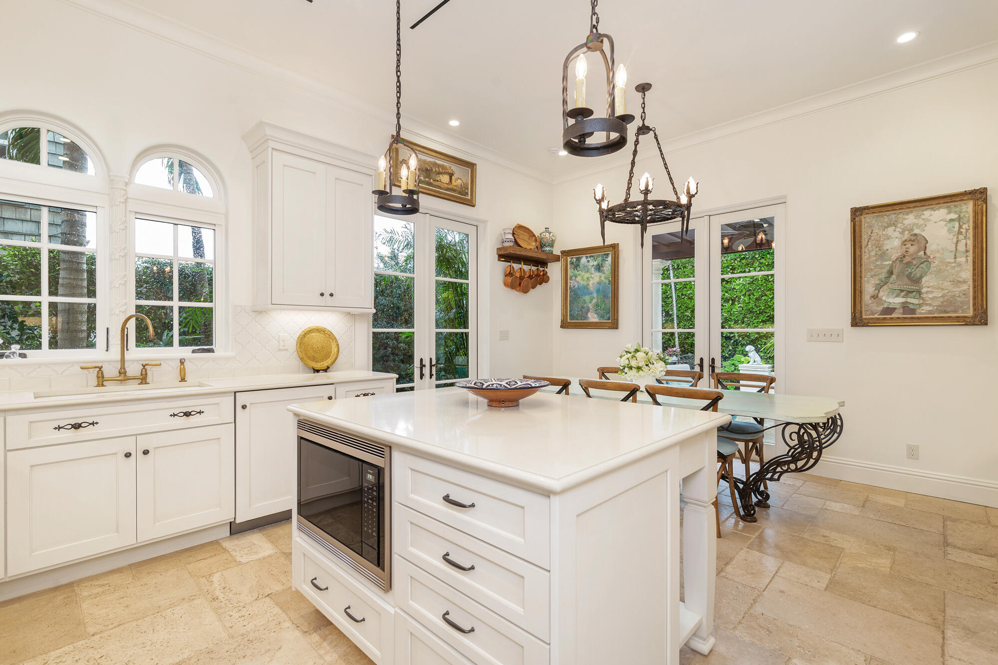 OCEAN PARK H W ROBBINS - Residential