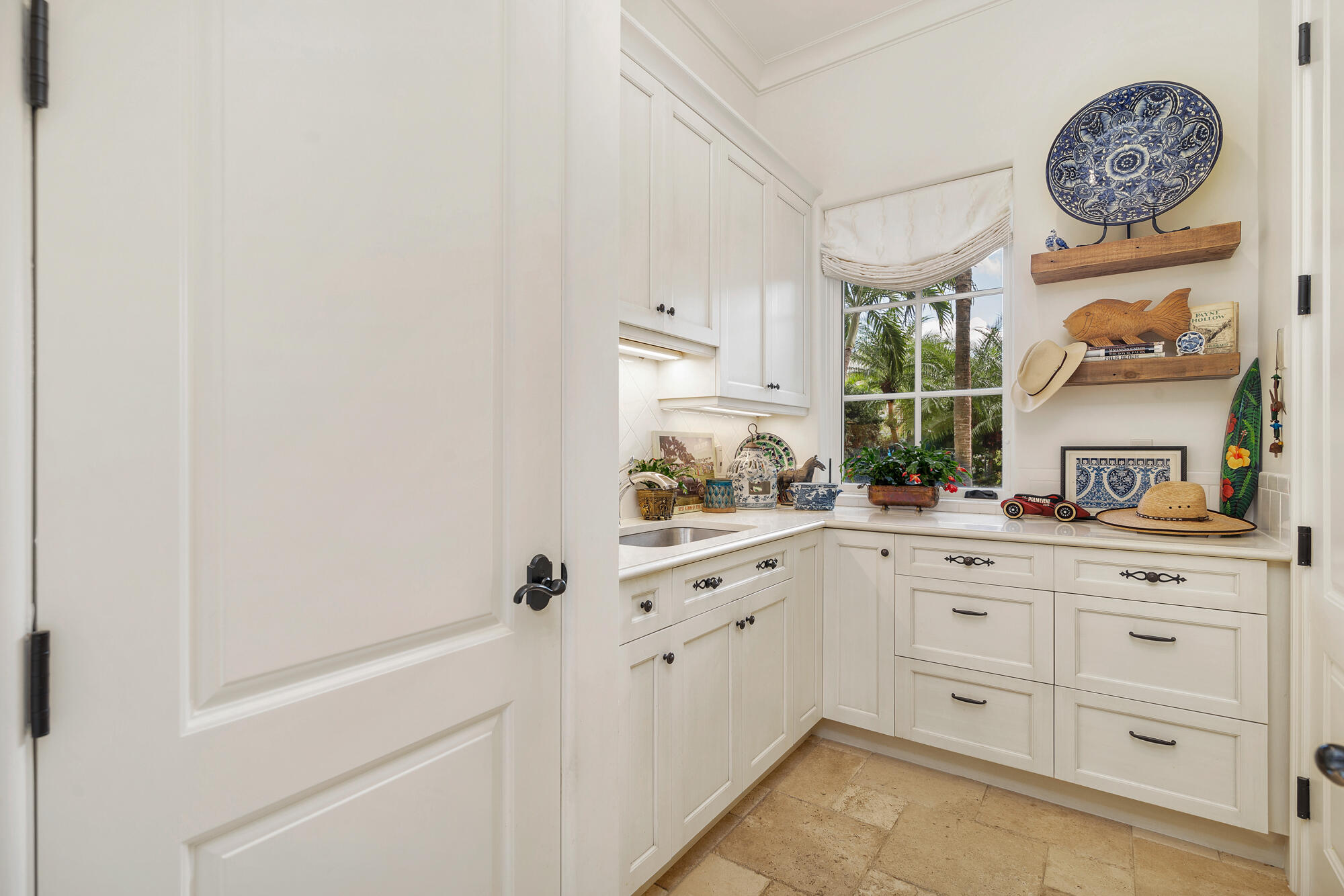 OCEAN PARK H W ROBBINS - Residential