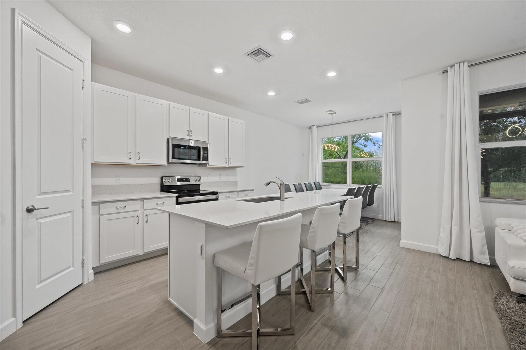 4926 Navali Drive