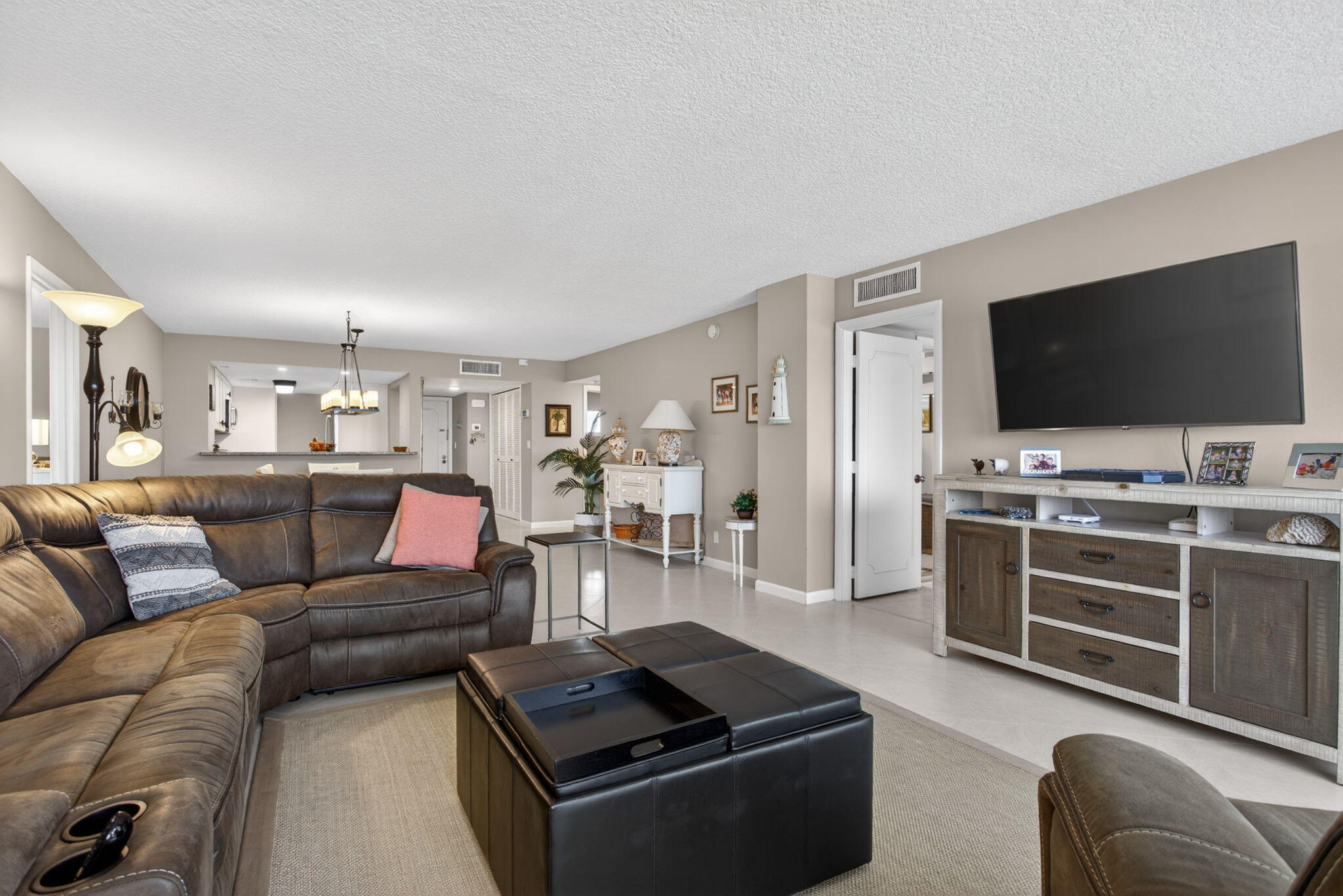CENTURY PLAZA CONDO - Residential