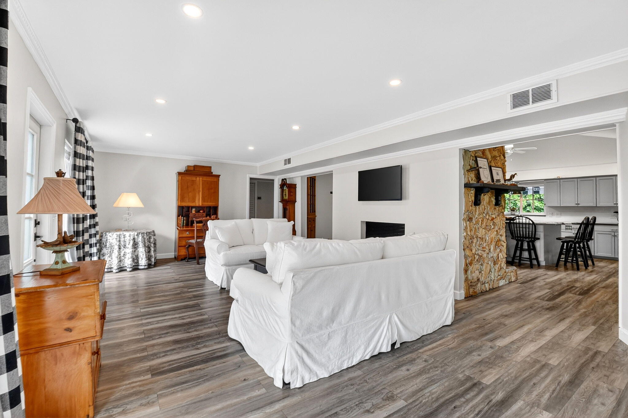 CHAPEL HILL - Residential