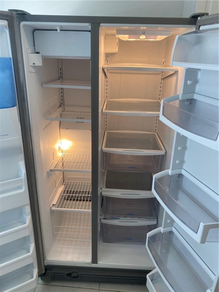 LA VIA CONDO - Residential Lease