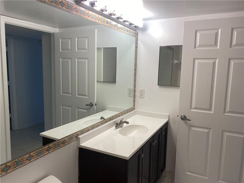 LA VIA CONDO - Residential Lease