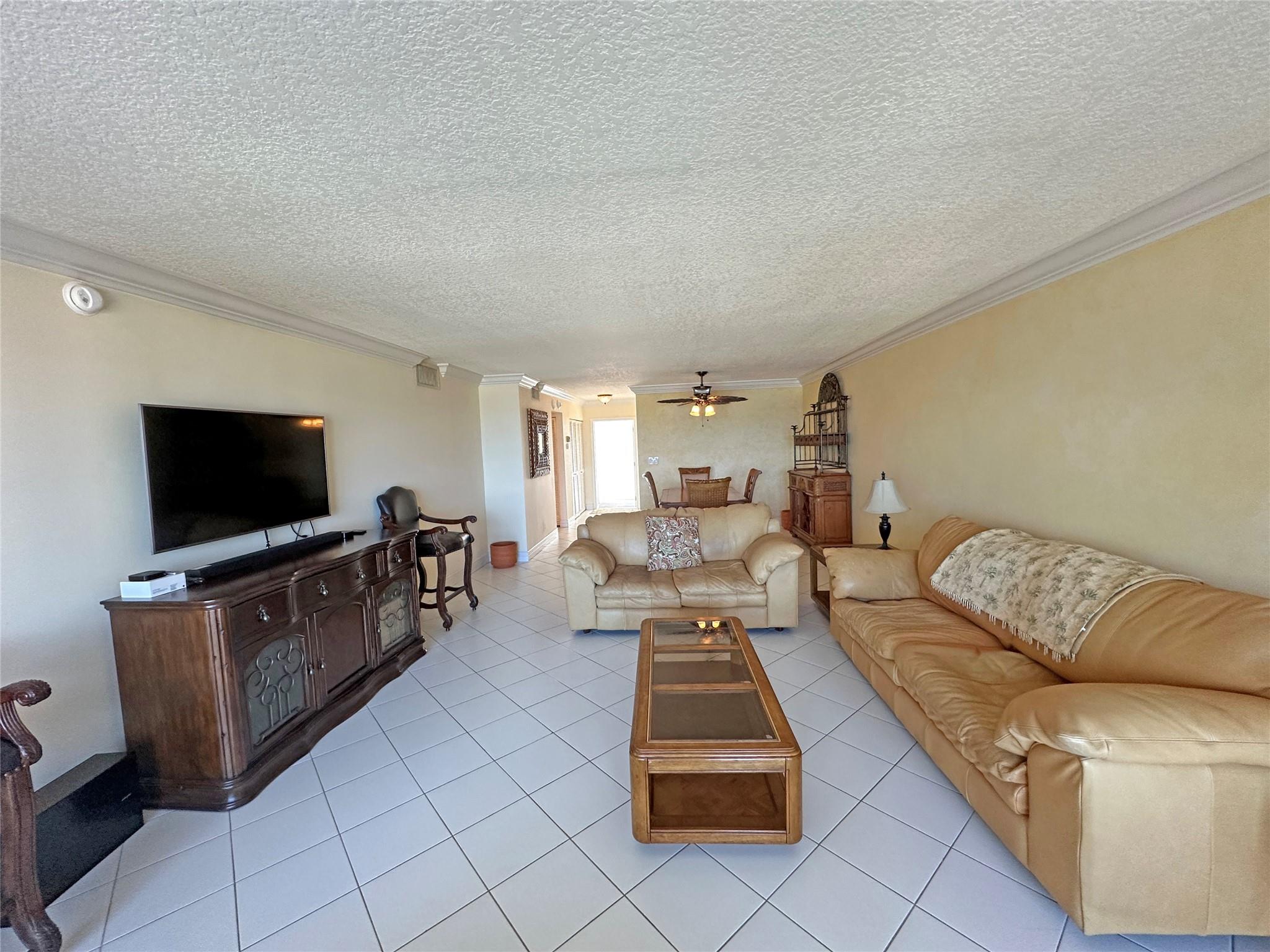 111 N Pompano Beach Blvd 1102, Pompano Beach, FL, 33062/$495,000 2 111 N Pompano Beach Blvd 1102