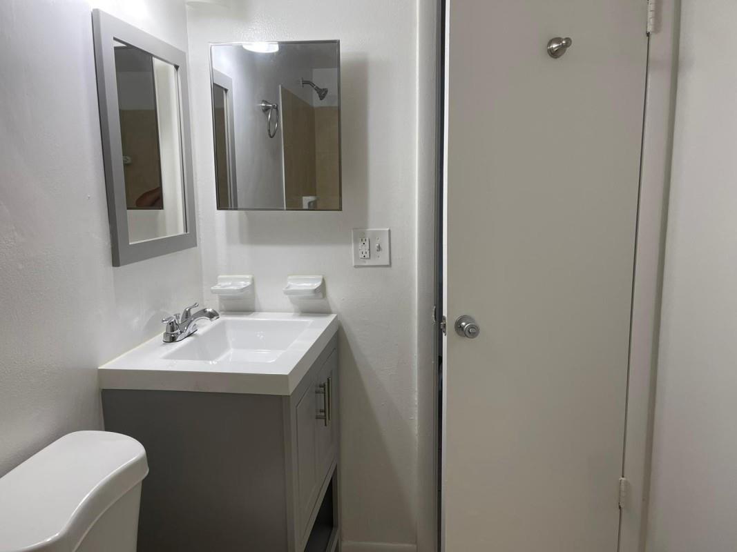 Coral Spgs Lakes 68-12 B - Residential Lease