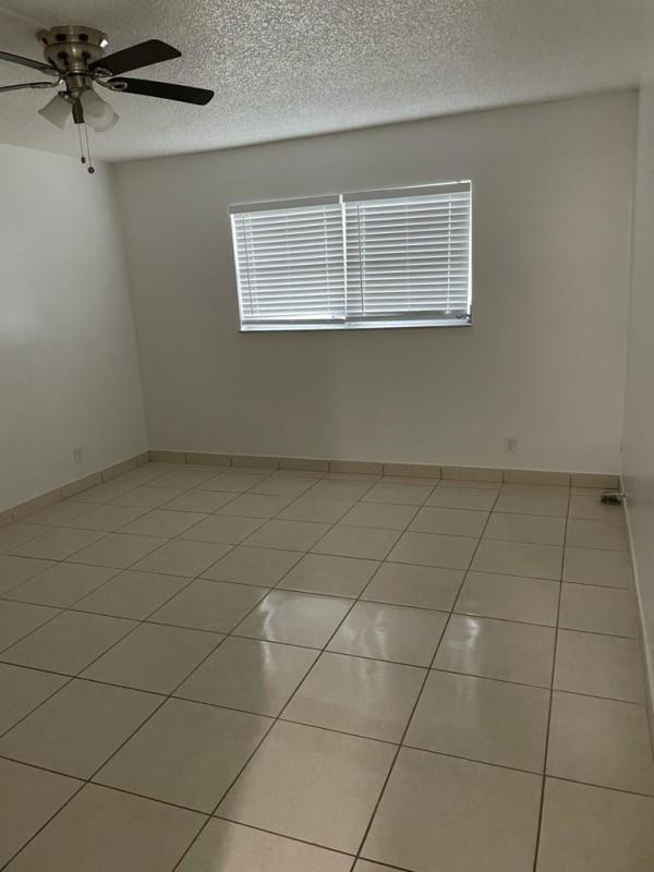 Coral Spgs Lakes 68-12 B - Residential Lease