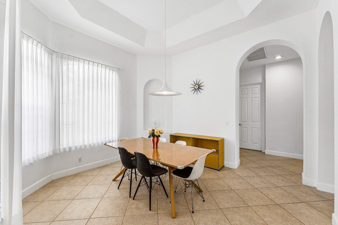 VERSAILLES - Residential