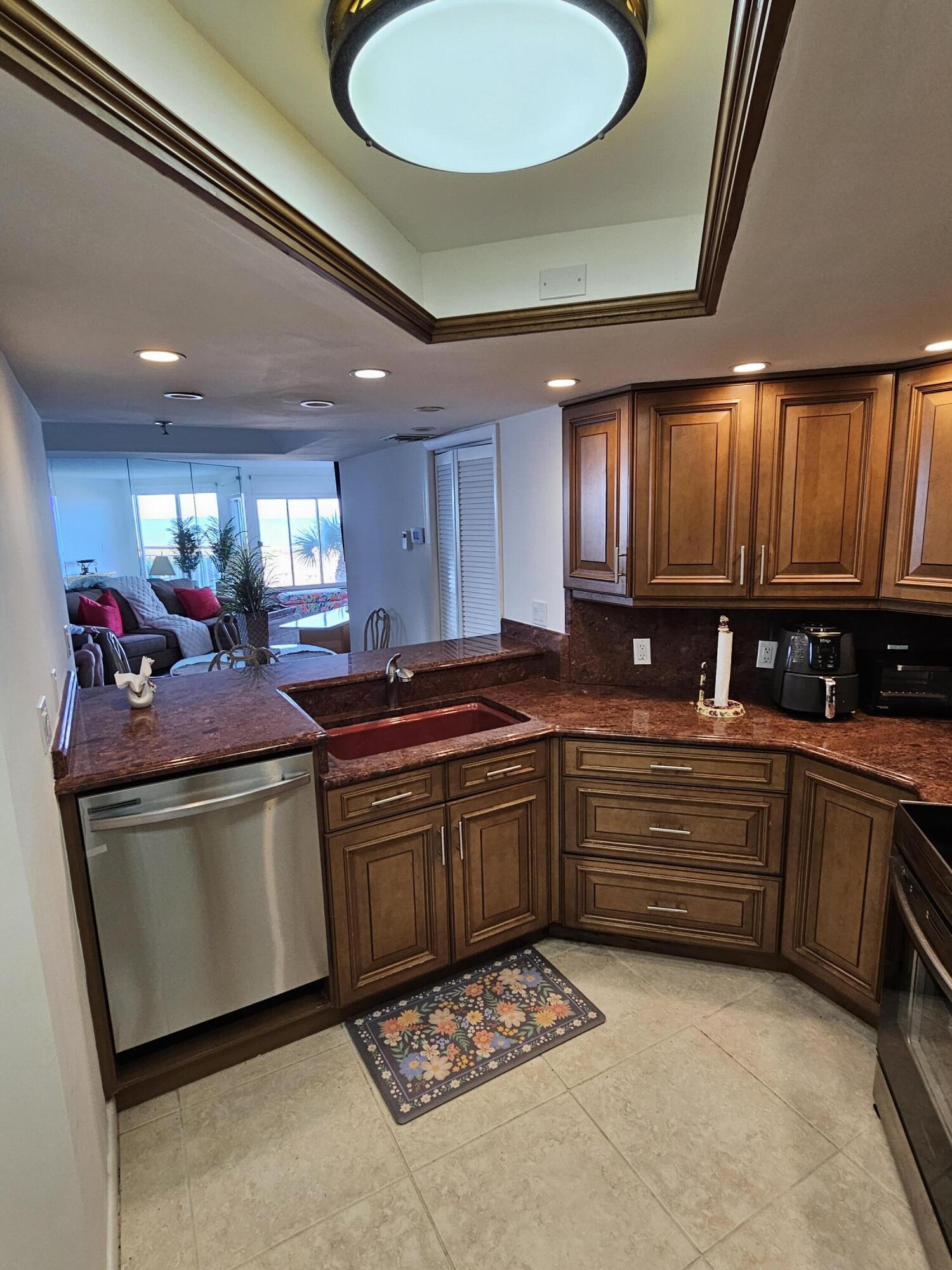 Hibiscus by the sea - Residential Lease