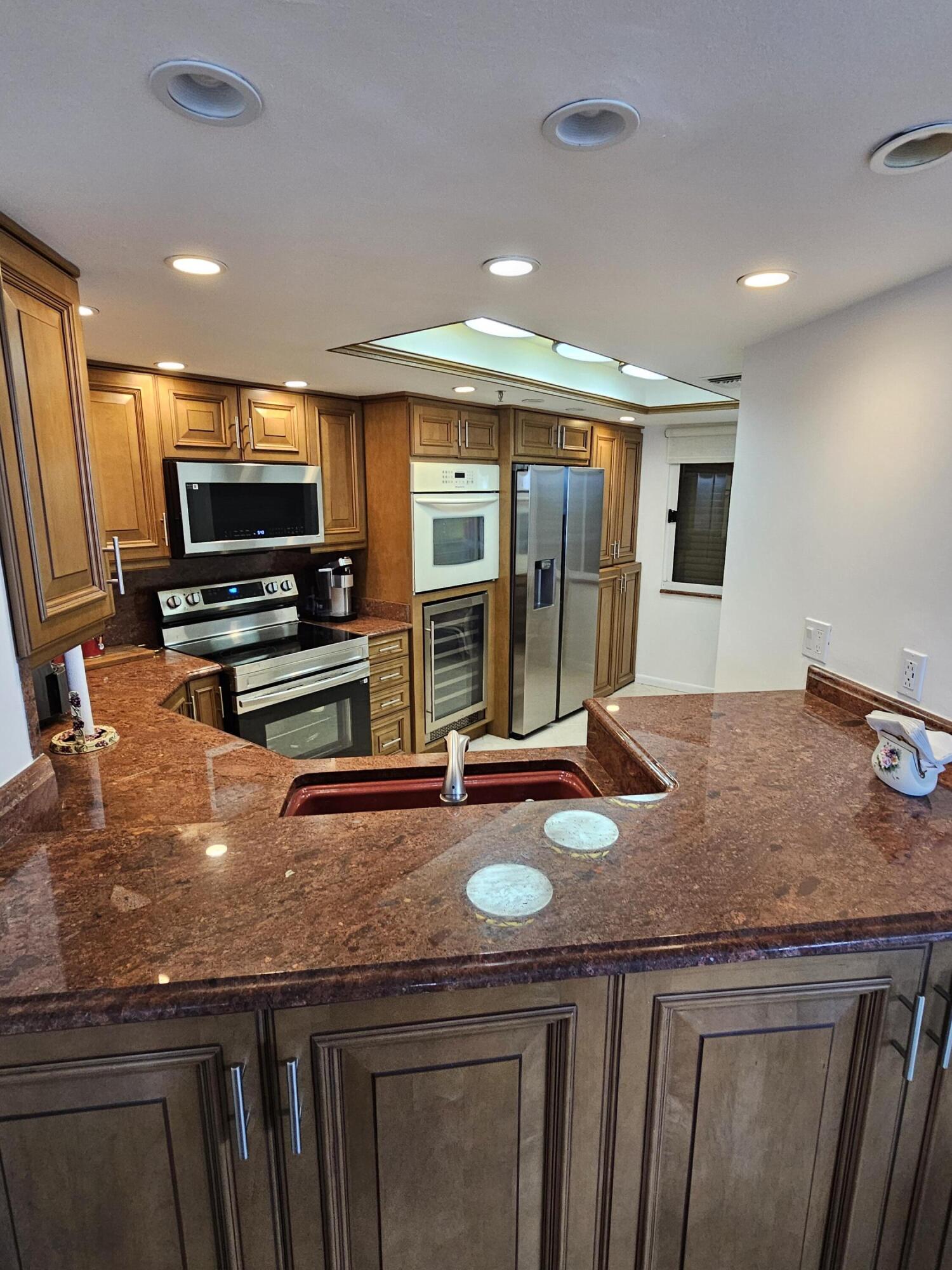 Hibiscus by the sea - Residential Lease