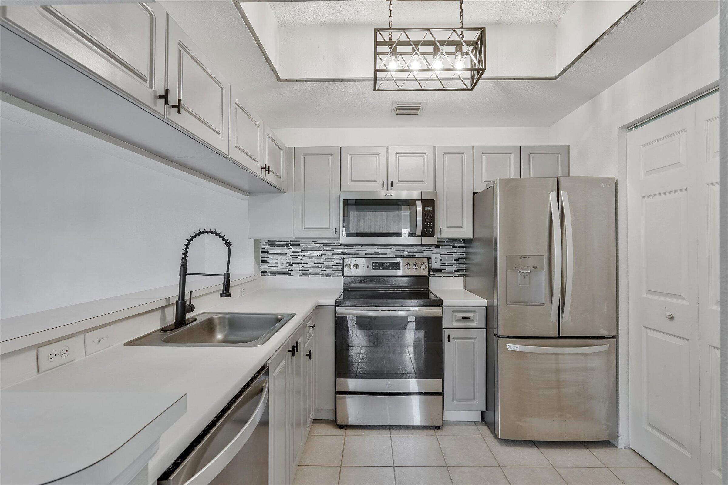 SAN MATERA THE GARDENS CONDO - Residential