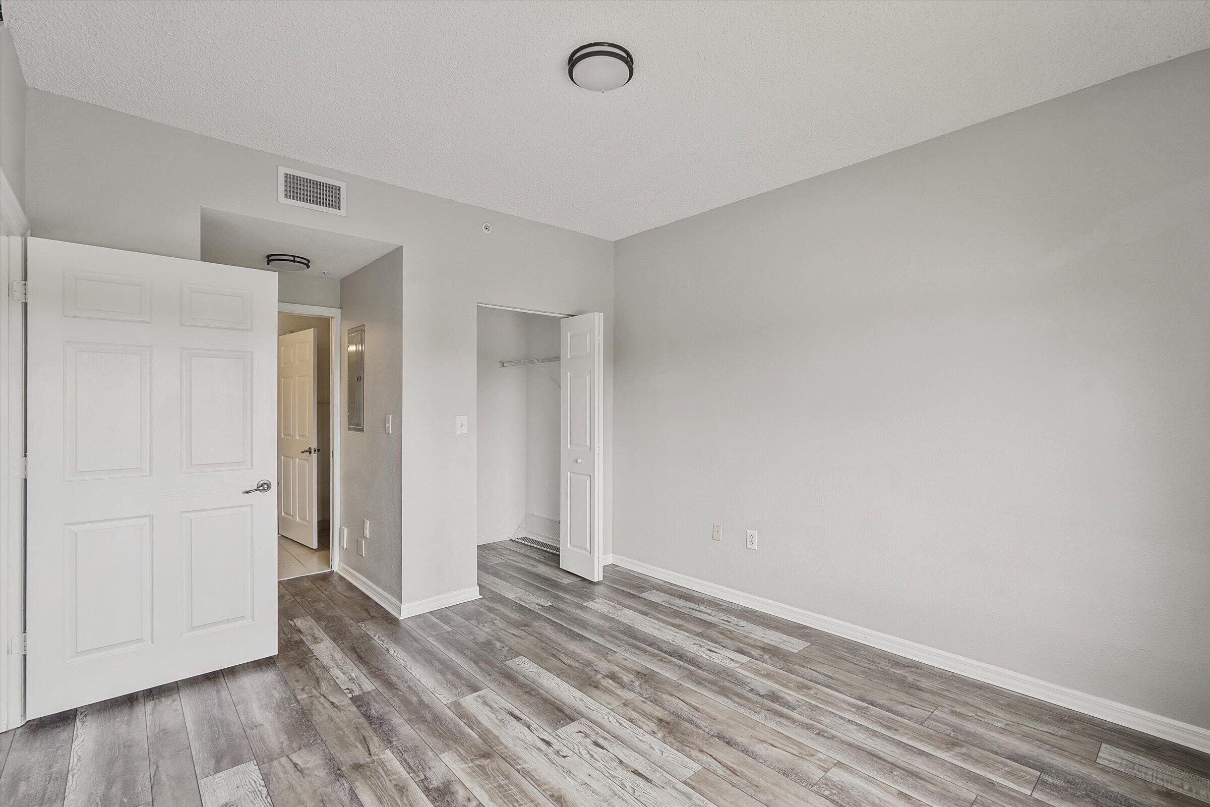SAN MATERA THE GARDENS CONDO - Residential