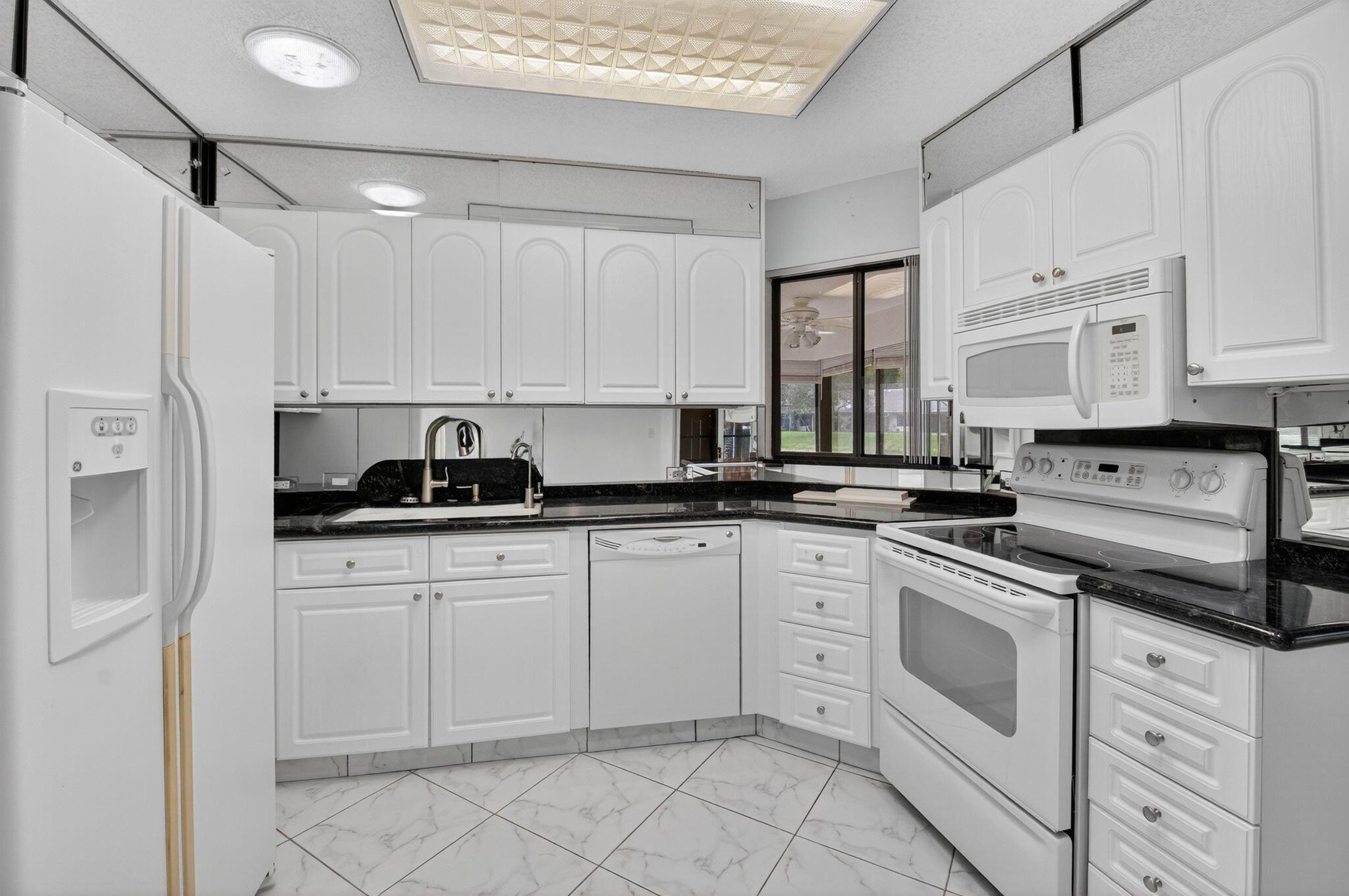 CEDAR POINT 5 - Residential