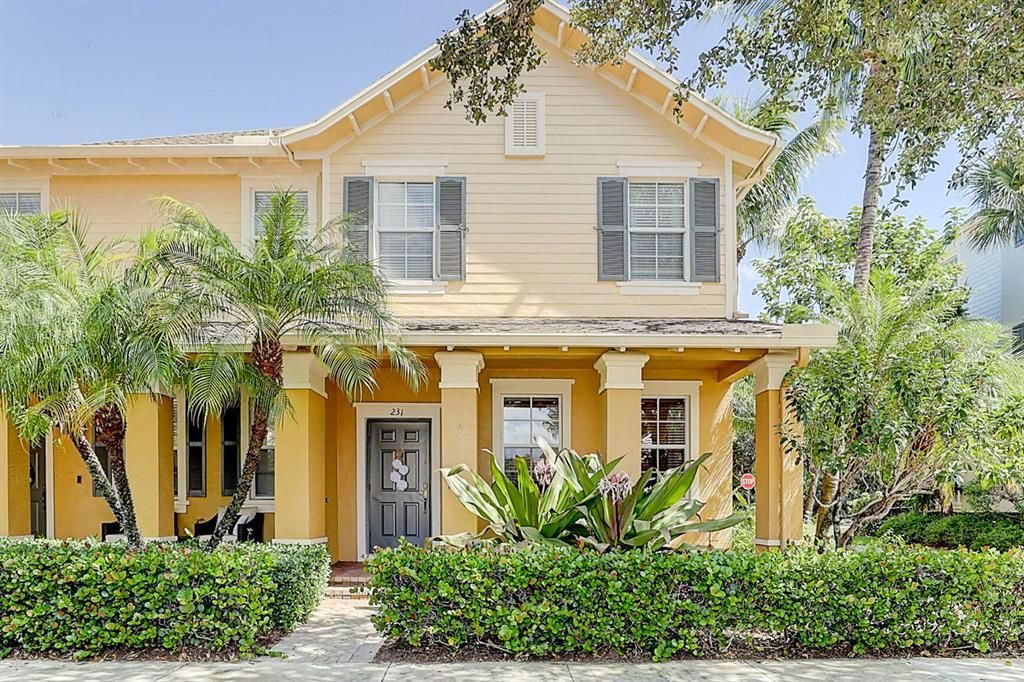 Photo of 231 E Bay Cedar Circle, Jupiter, FL 33458 (MLS # R10837228)