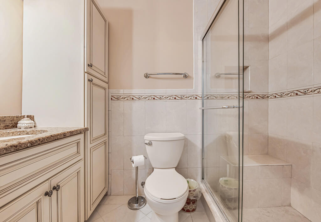 POINTE OVERLOOK CONDO - Residential