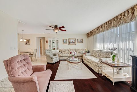 Tiny photo for 7206 W Oakridge Circle #D, Lake Worth, FL 33462 (MLS # R11166976)