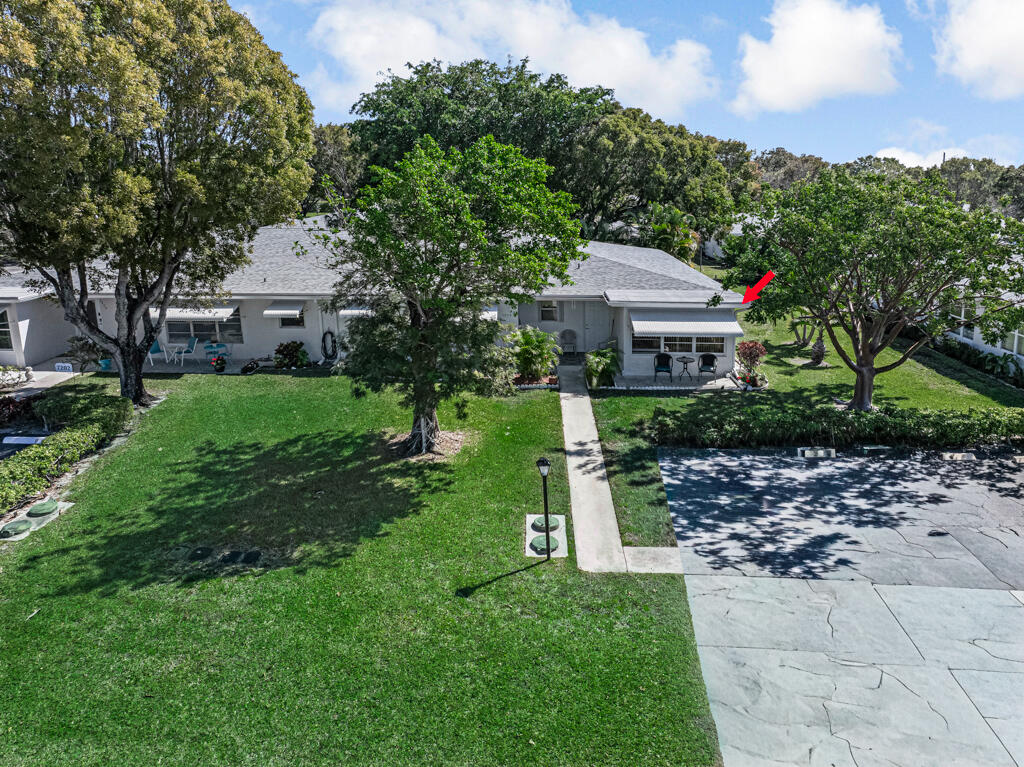 POINTE OVERLOOK CONDO - Residential