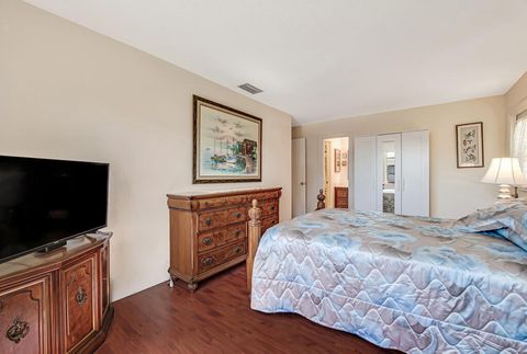 Tiny photo for 7206 W Oakridge Circle #D, Lake Worth, FL 33462 (MLS # R11166976)