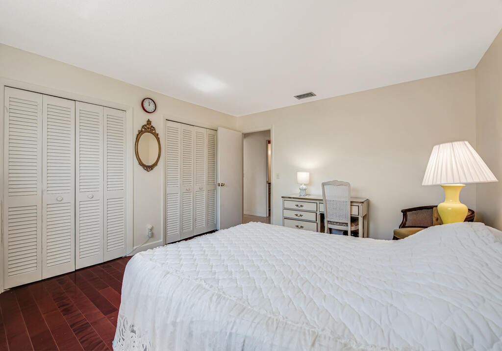 POINTE OVERLOOK CONDO - Residential