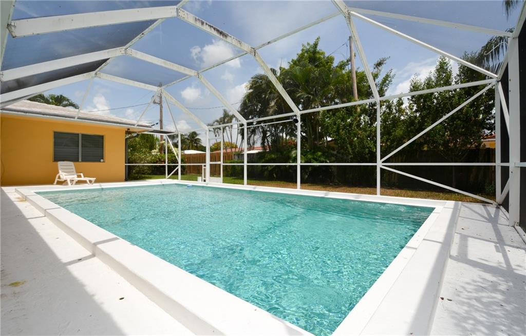 Lighthouse Point 6th Sec - Residential