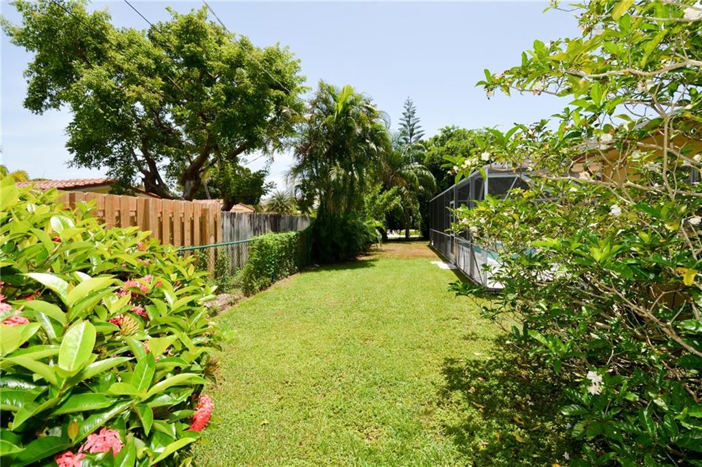 Lighthouse Point 6th Sec - Residential