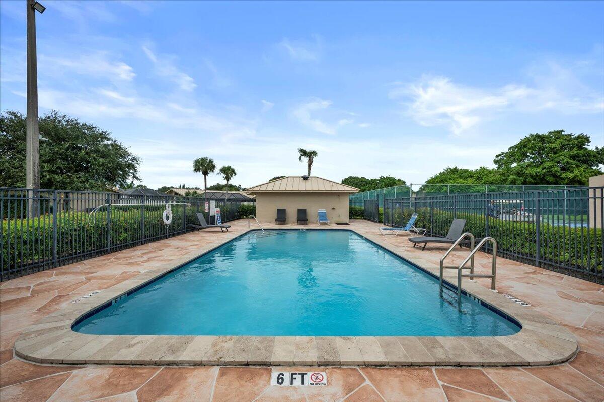 WESTWOOD GARDENS 1 - Residential