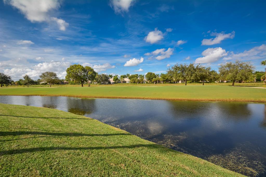 ST ANDREWS COUNTRY CLUB - Residential