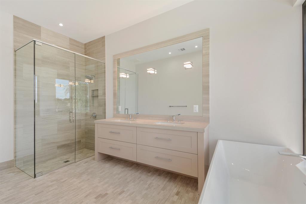 ST ANDREWS COUNTRY CLUB - Residential