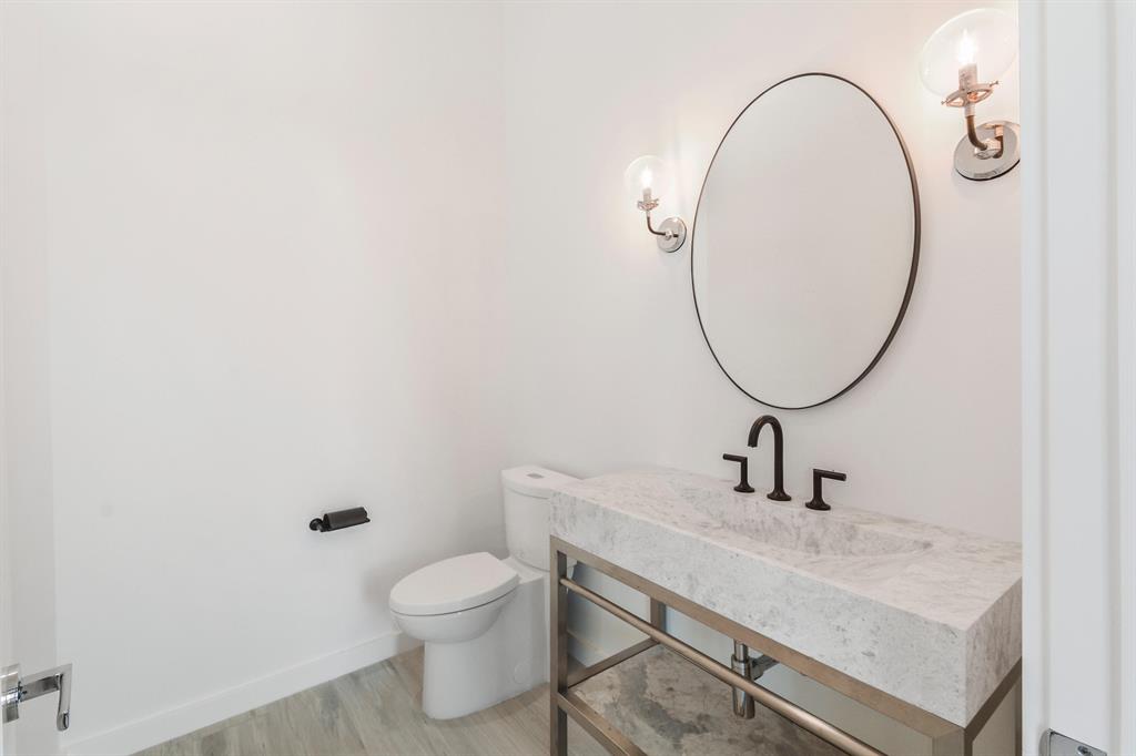 ST ANDREWS COUNTRY CLUB - Residential