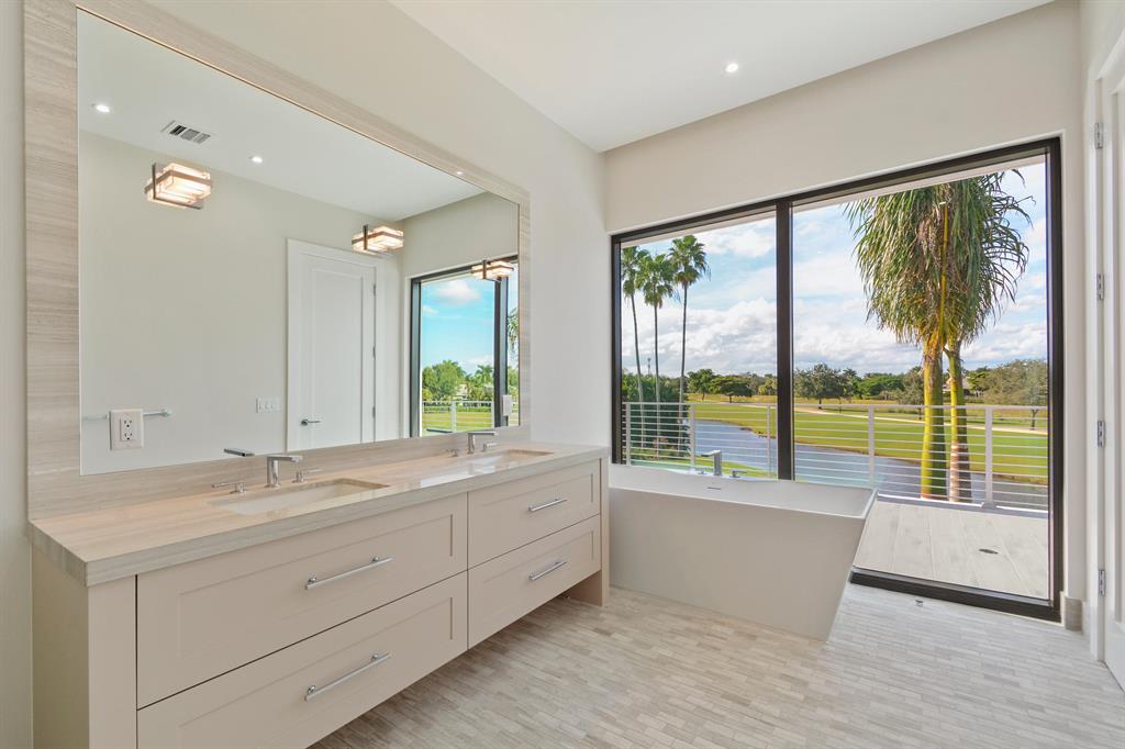 ST ANDREWS COUNTRY CLUB - Residential